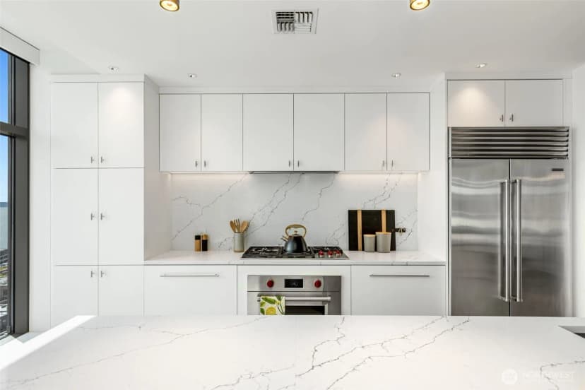 Property photo for 2033 2nd Avenue #1111, Seattle photo 11