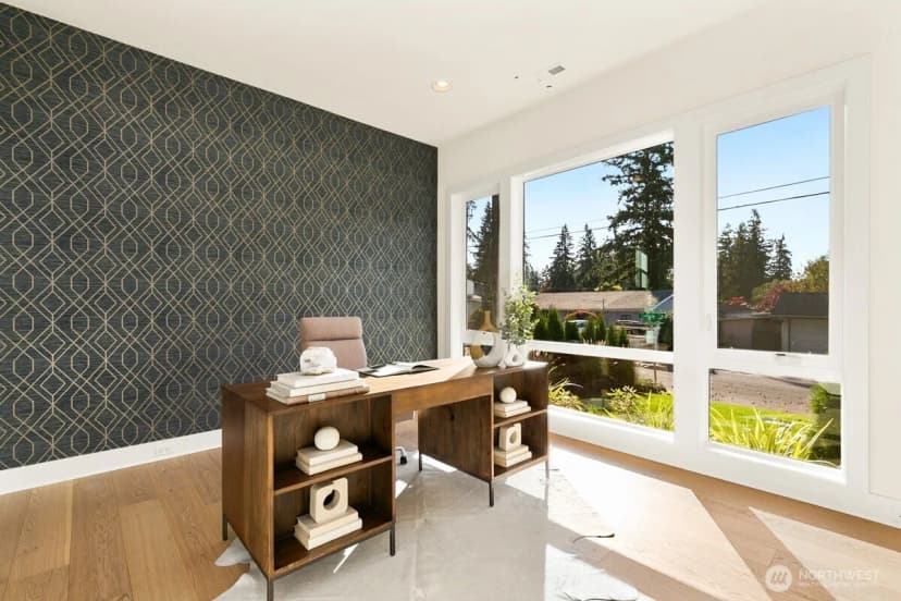 Property photo for 1004 166th Place Ne, Bellevue photo 16