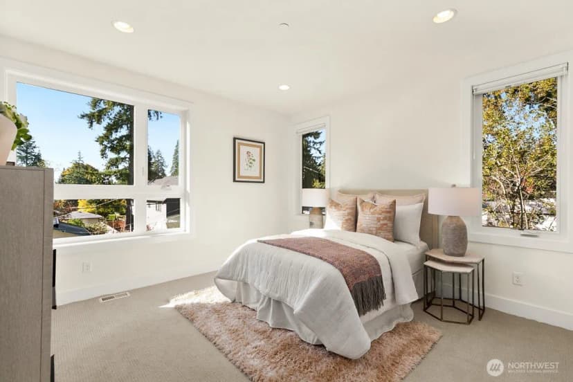 Property photo for 1004 166th Place Ne, Bellevue photo 24