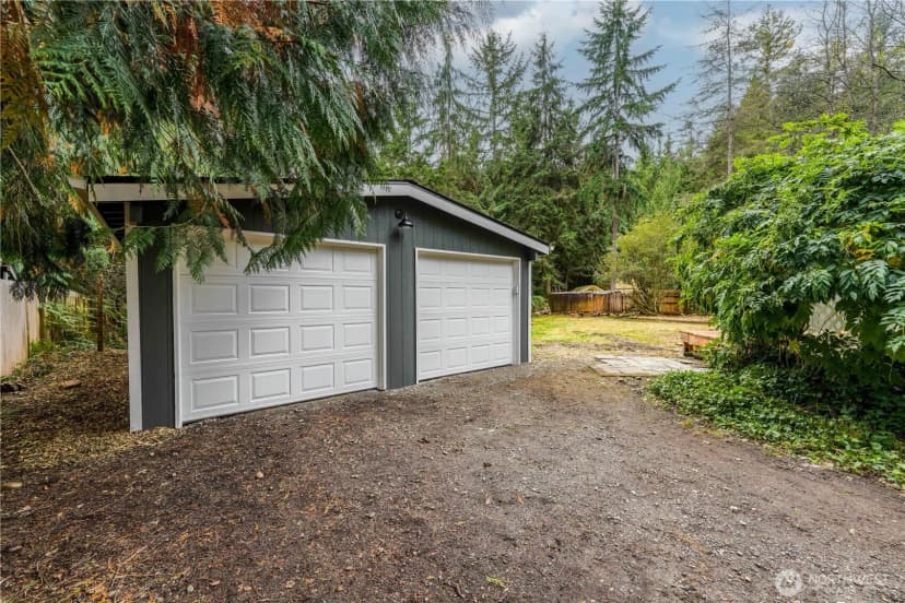 Property photo for 23122 104th Avenue Se, Woodinville photo 3