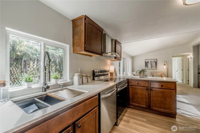 Property photo for 23122 104th Avenue Se, Woodinville photo 13
