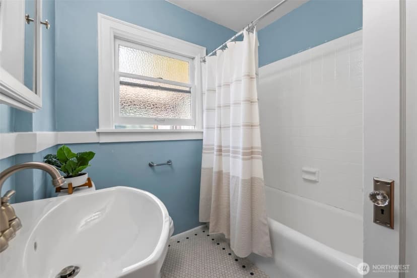 Property photo for 819 Ne 59th Street, Seattle photo 21