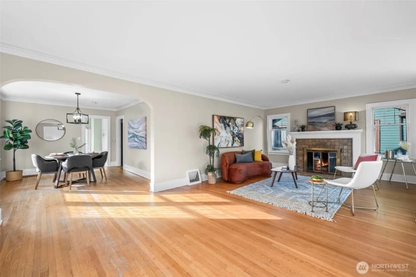 Property photo for 819 Ne 59th Street, Seattle photo 6
