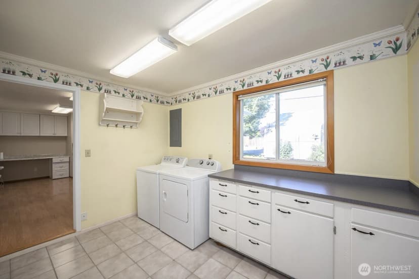 Property photo for 221 K Street Sw, Quincy photo 30