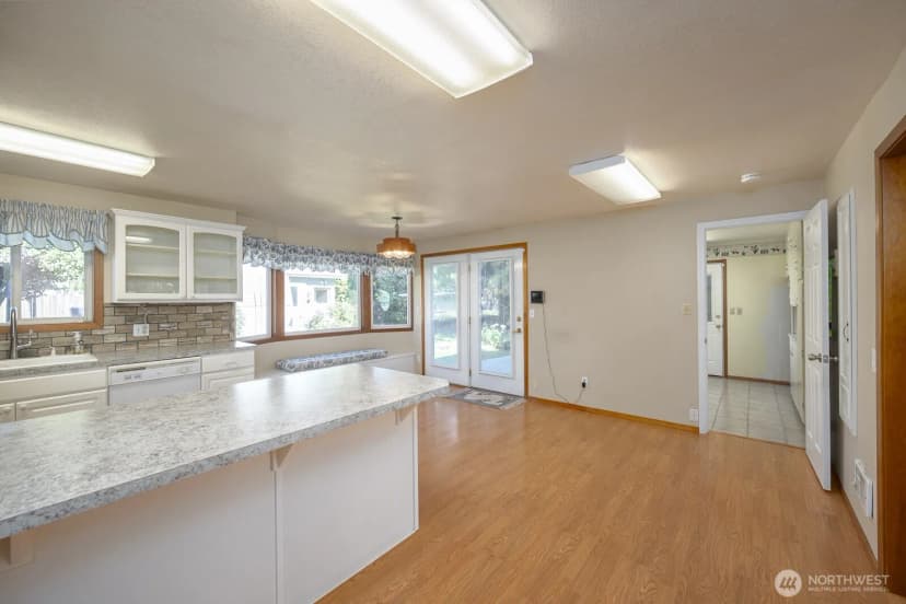 Property photo for 221 K Street Sw, Quincy photo 18