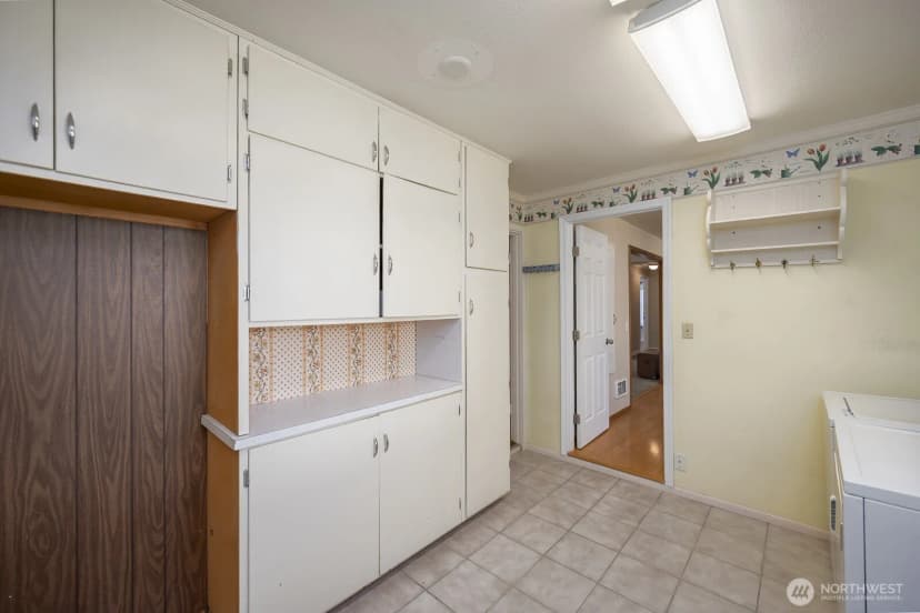 Property photo for 221 K Street Sw, Quincy photo 29