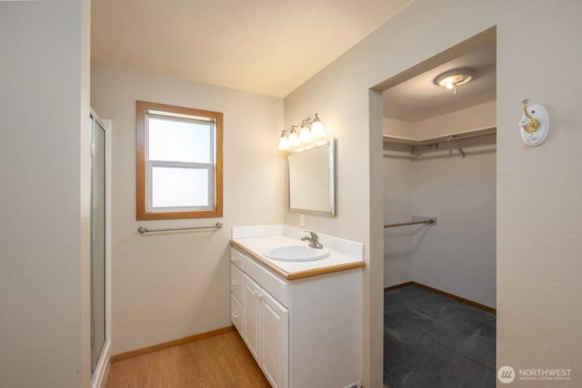 Property photo for 221 K Street Sw, Quincy photo 23