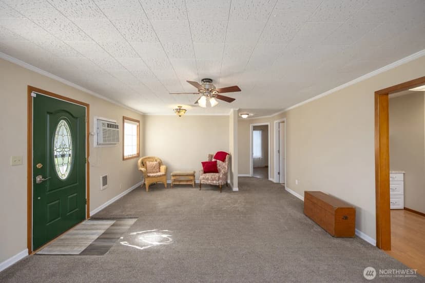 Property photo for 221 K Street Sw, Quincy photo 9