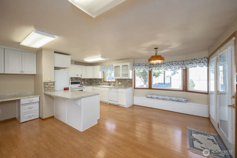 Property photo for 221 K Street Sw, Quincy photo 13