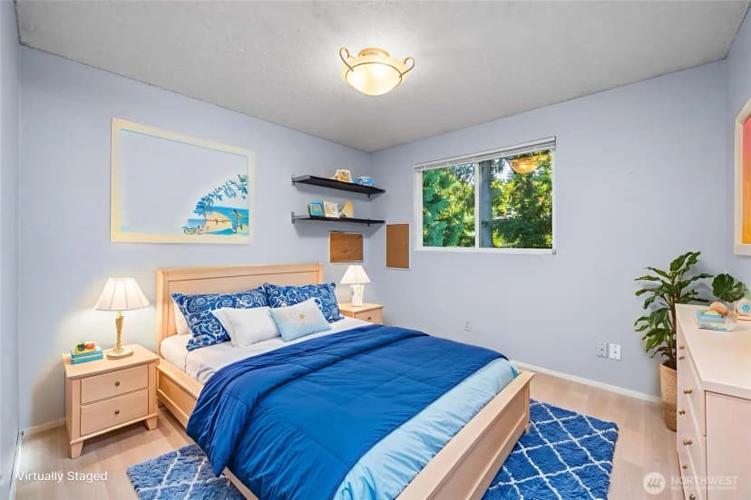 Property photo for 6529 Arrowhead Drive Ne, Kenmore photo 21