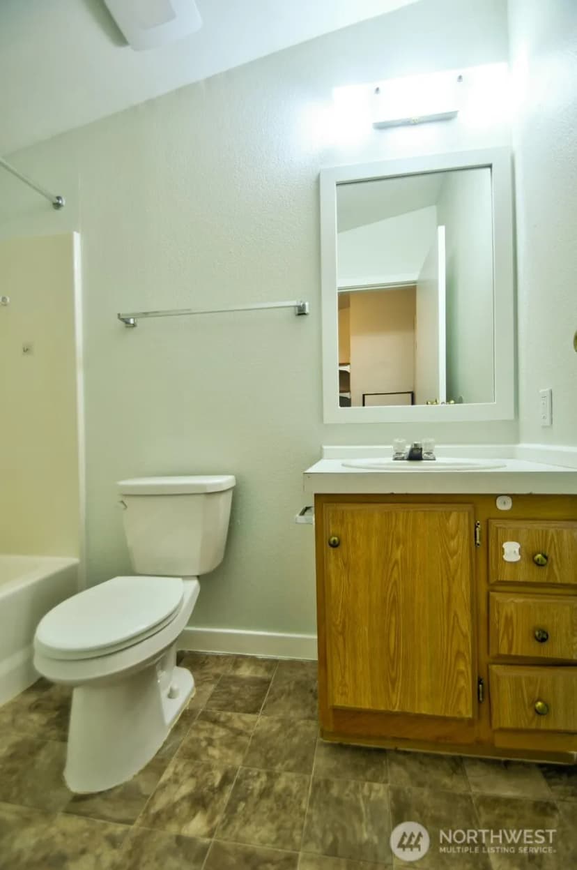 Property photo for 8413 Pepperidge Lane Se, Yelm photo 14