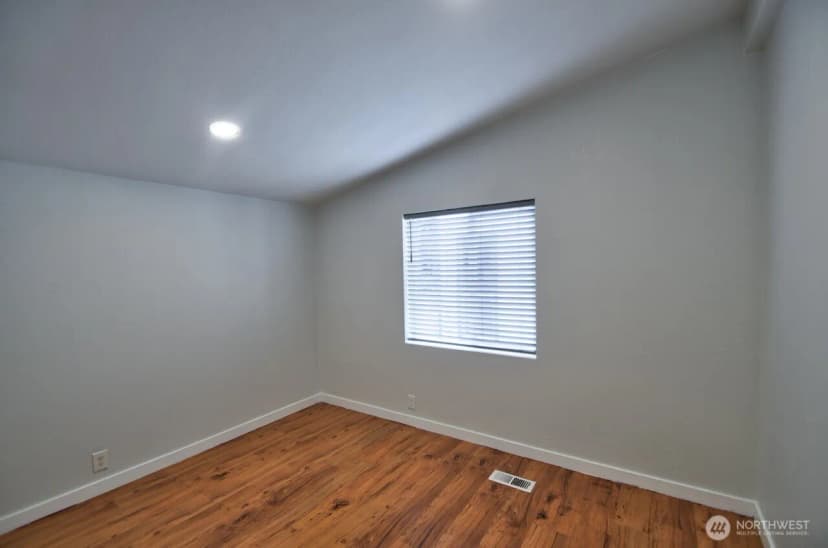 Property photo for 8413 Pepperidge Lane Se, Yelm photo 24