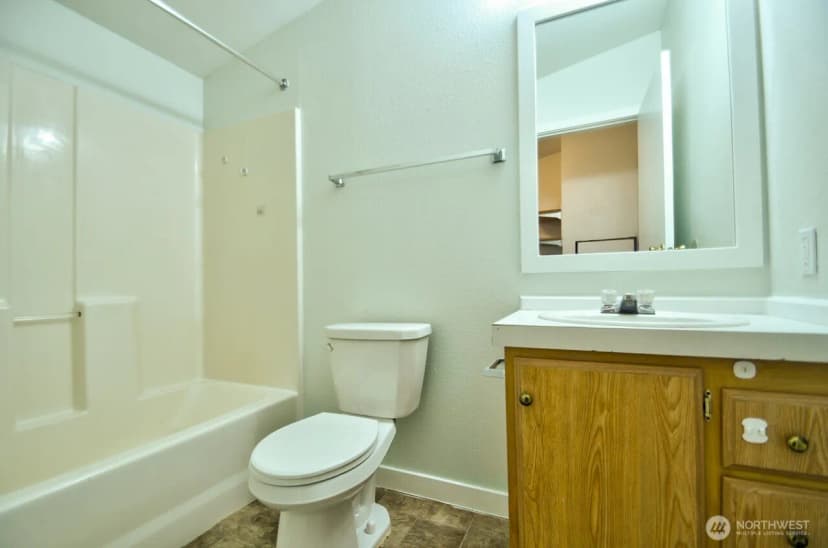 Property photo for 8413 Pepperidge Lane Se, Yelm photo 13