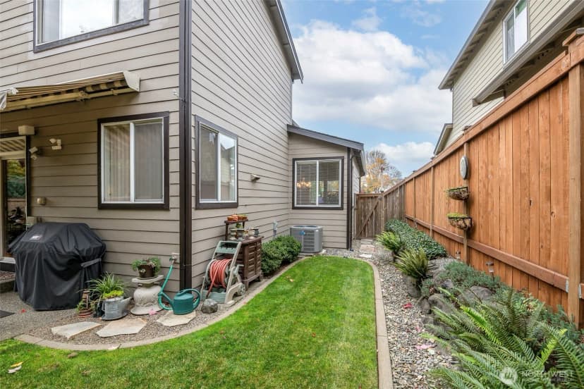 Property photo for 8202 N 9th Street, Tacoma photo 31