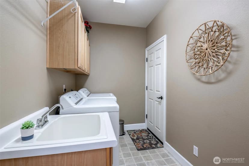 Property photo for 8202 N 9th Street, Tacoma photo 19