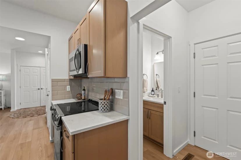Property photo for 5511 54th Avenue Ct W, University Place photo 18