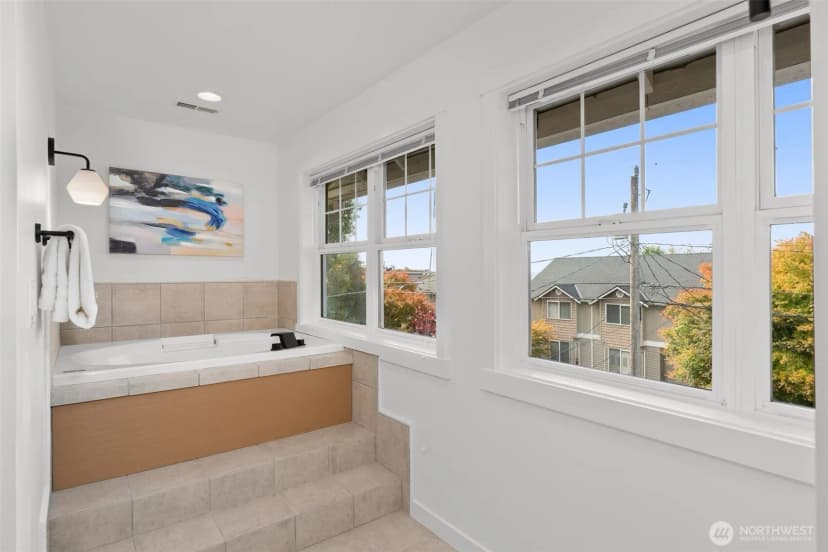 Property photo for 6507 41st Avenue Sw, Seattle photo 25