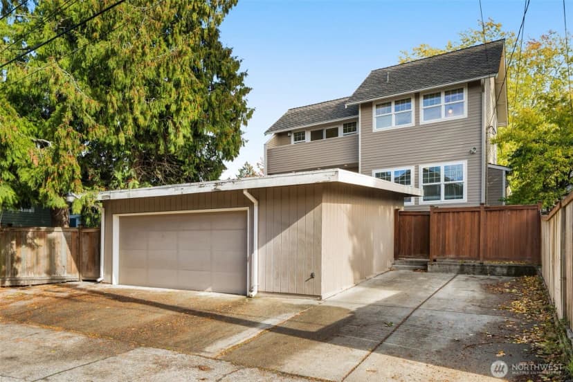 Property photo for 6507 41st Avenue Sw, Seattle photo 31