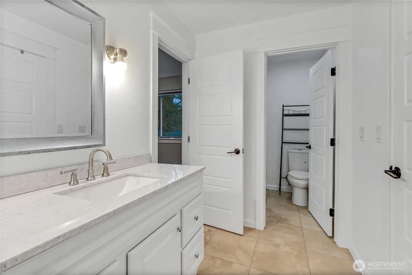 Property photo for 8409 Wildwood Avenue Sw, Lakewood photo 16