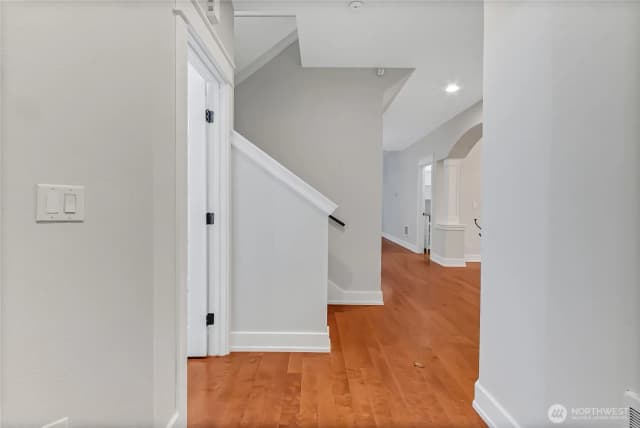 Property photo for 8409 Wildwood Avenue Sw, Lakewood photo 3
