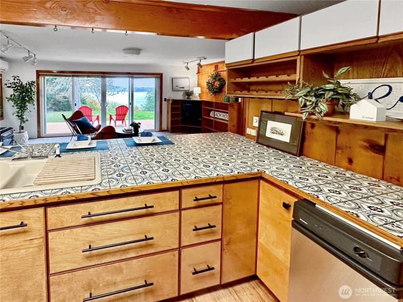Property photo for 4403 Boston Harbor Road Ne, Olympia photo 14