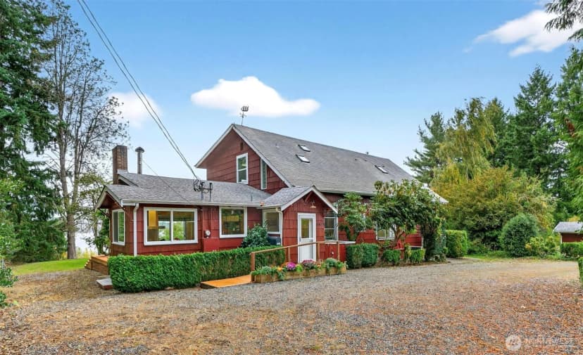 Property photo for 4403 Boston Harbor Road Ne, Olympia photo 3