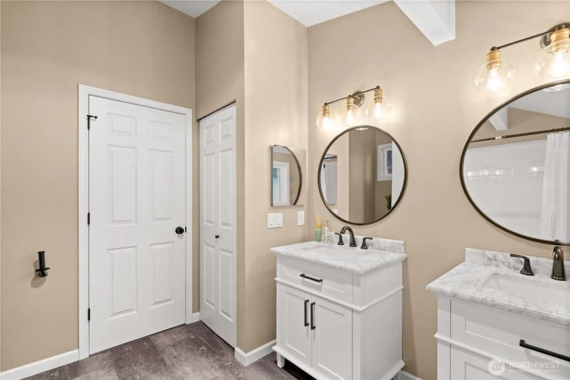 Property photo for 22619 4th Avenue W #102, Bothell photo 30