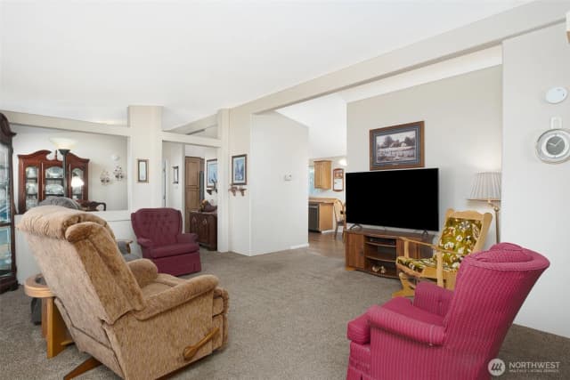 Property photo for 1060 Alder Street, Quincy photo 5