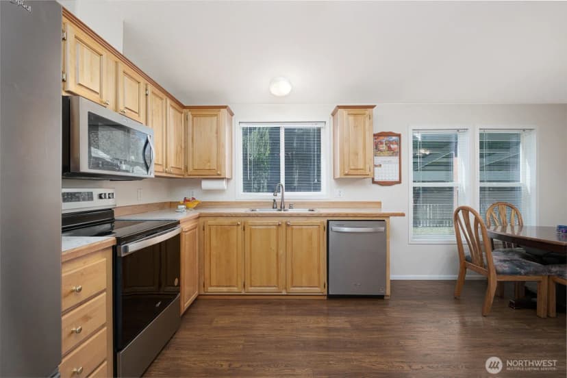 Property photo for 1060 Alder Street, Quincy photo 7