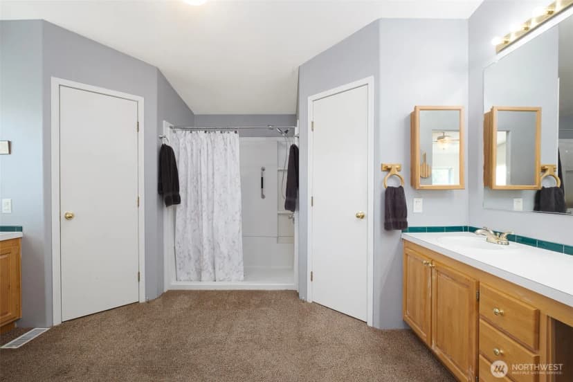 Property photo for 1060 Alder Street, Quincy photo 15