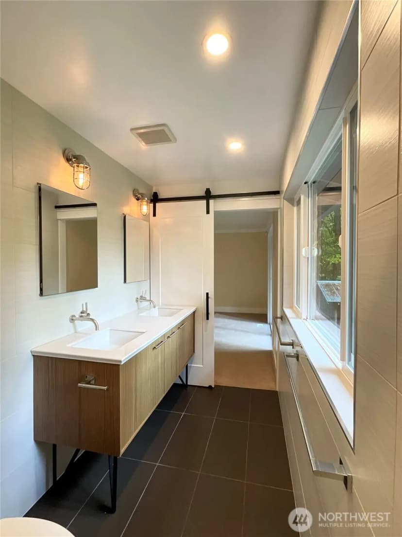 Property photo for 22829 Ne 152nd Place, Woodinville photo 24