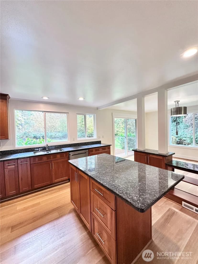 Property photo for 22829 Ne 152nd Place, Woodinville photo 13