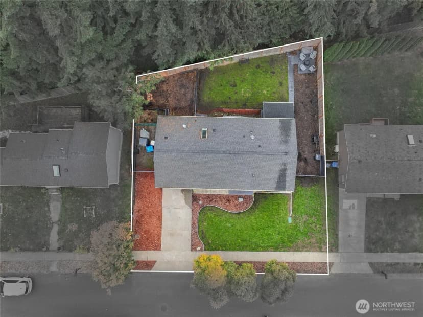 Property photo for 1717 14th Avenue Se, Olympia photo 4