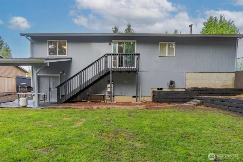 Property photo for 1717 14th Avenue Se, Olympia photo 24