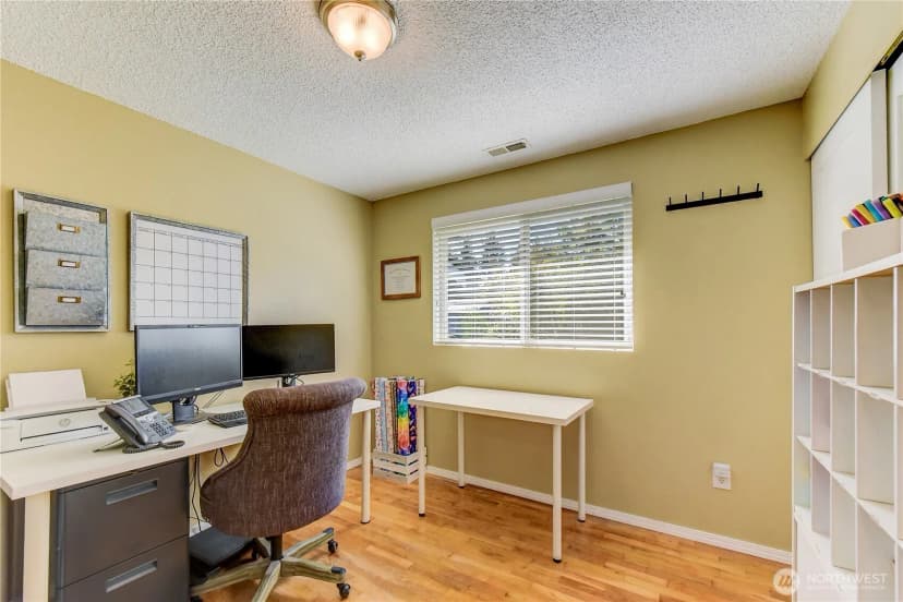 Property photo for 525 218th Street Sw, Bothell photo 20