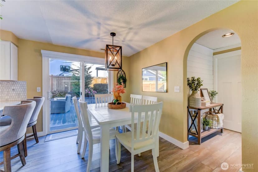 Property photo for 525 218th Street Sw, Bothell photo 9
