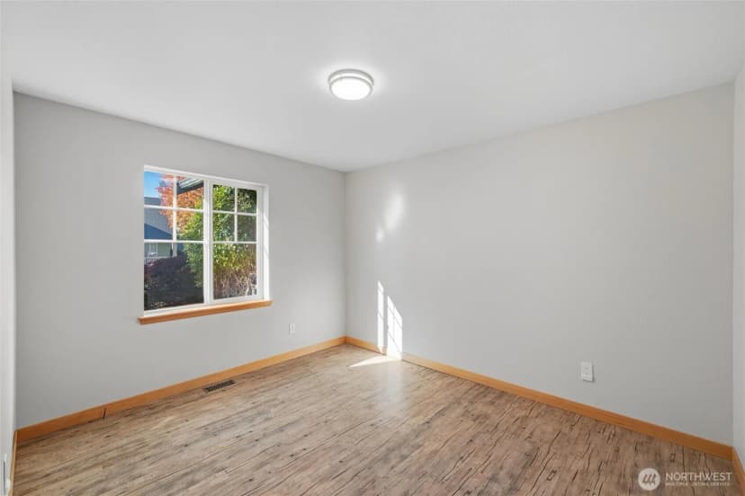 Property photo for 2212 Oak Street, Lynden photo 22