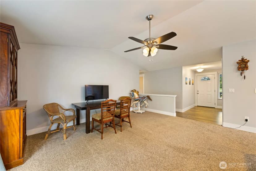 Property photo for 752 Tillamuk Drive, La Conner photo 7