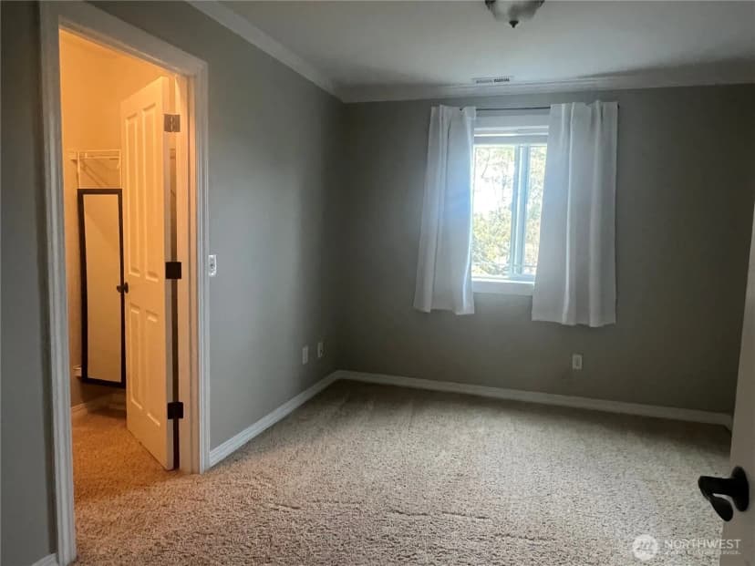 Property photo for 1854 Hillcrest Avenue, Enumclaw photo 10