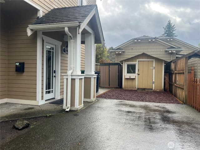 Property photo for 1854 Hillcrest Avenue, Enumclaw photo 2