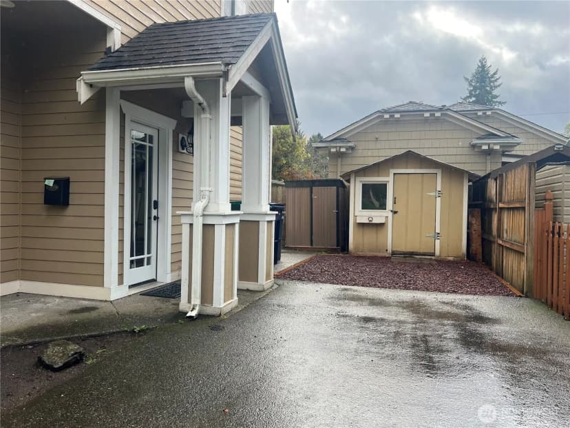 Property photo for 1854 Hillcrest Avenue, Enumclaw photo 2