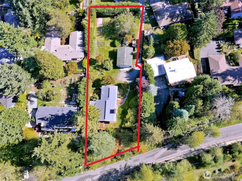 Property photo for 6042 Ne 200th Street, Kenmore photo 38