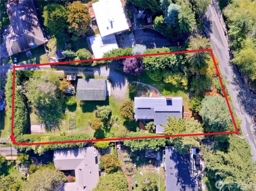 Property photo for 6042 Ne 200th Street, Kenmore photo 37