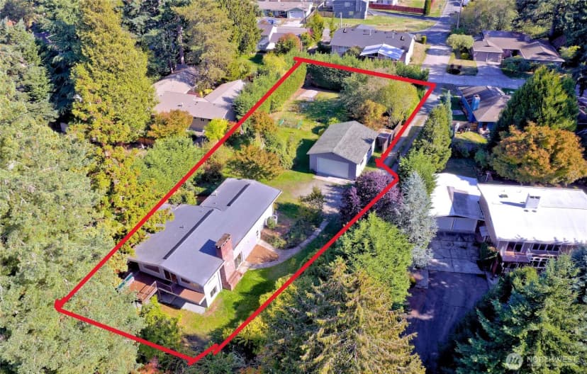 Property photo for 6042 Ne 200th Street, Kenmore photo 39