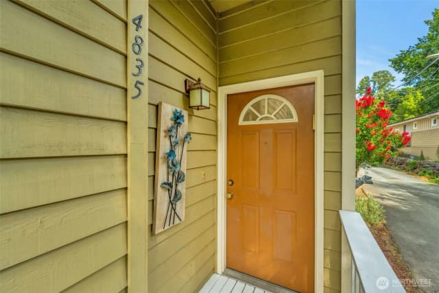 Property photo for 4835 S Graham Street, Seattle photo 3