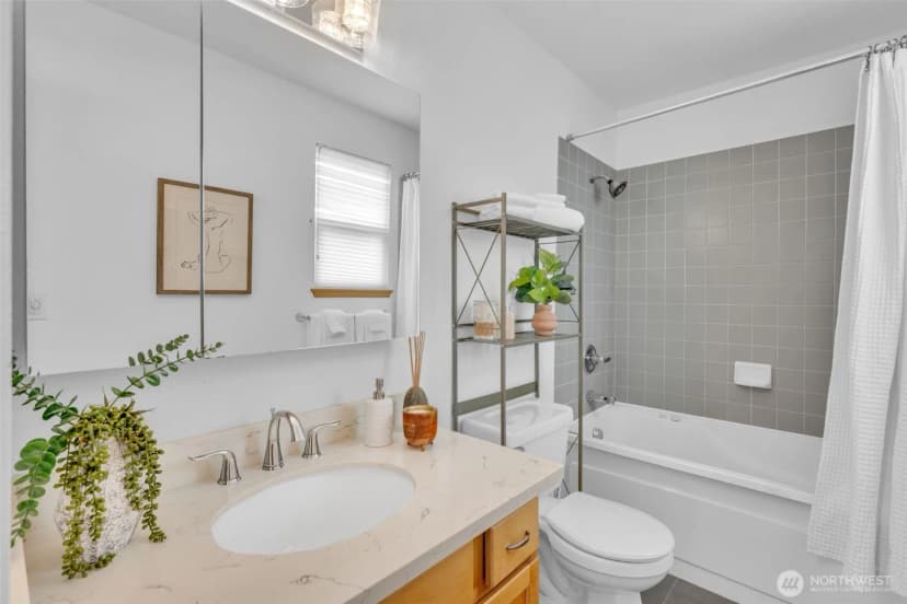 Property photo for 4835 S Graham Street, Seattle photo 14