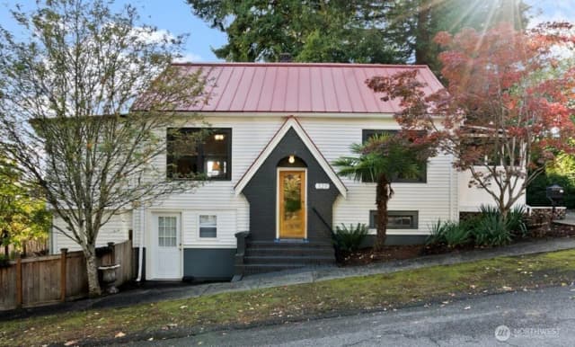 Property photo for 3211 Porter Street, Bremerton