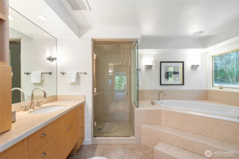 Property photo for 4660 Ne 89th Street, Seattle photo 34
