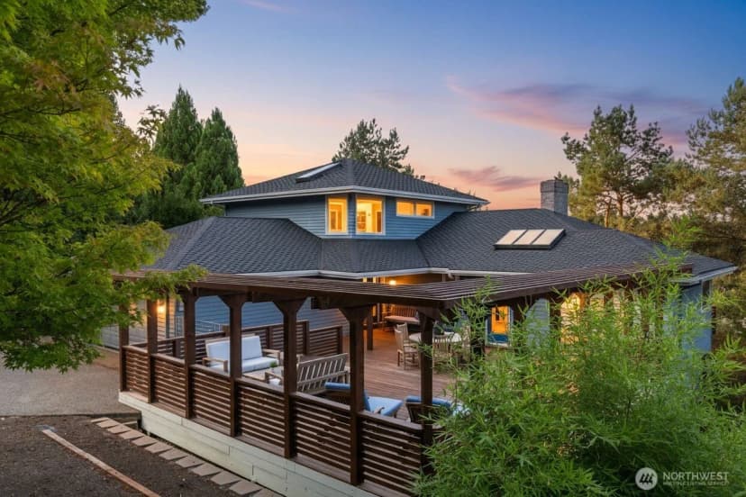 Property photo for 4660 Ne 89th Street, Seattle