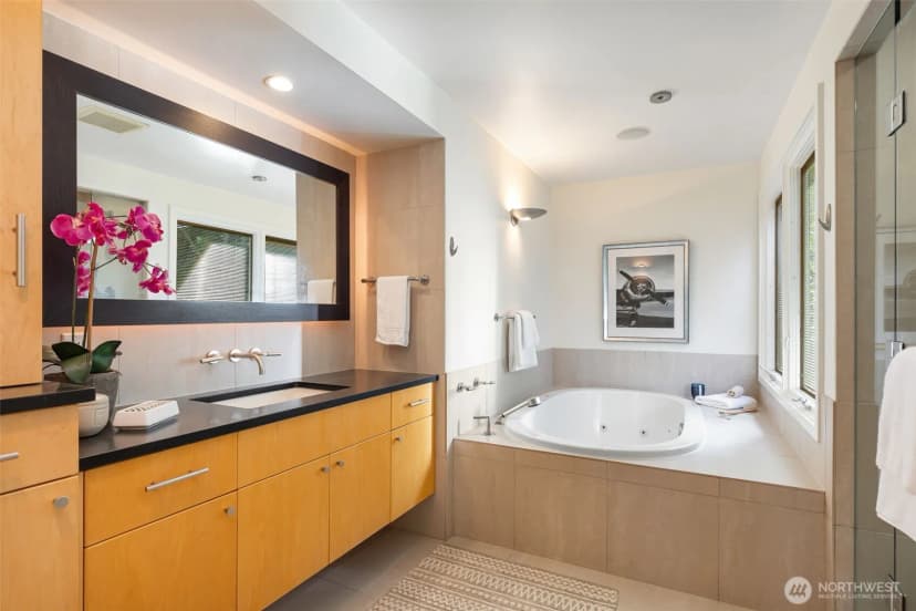 Property photo for 4660 Ne 89th Street, Seattle photo 26
